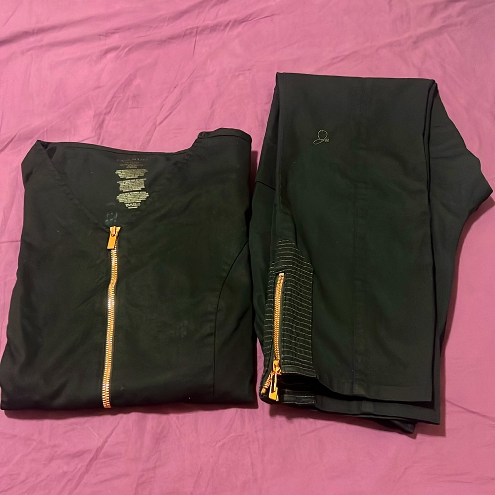 Jaanuu scrub set black